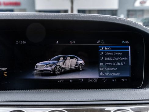 Used 2019 Mercedes-Benz S 560 Sedan image 29
