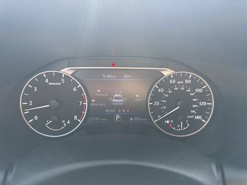 Used 2023 Nissan Altima 2.5 SR AWD/4WD image 15