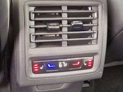 Used 2024 Volkswagen Golf R image 4