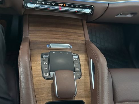 Used 2025 Mercedes-Benz GLE 350 4MATIC image 12