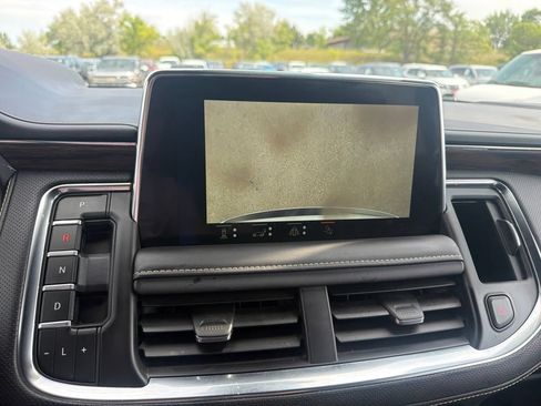 Certified 2023 Chevrolet Suburban Premier w/ Advanced Technology Package AWD/4WD image 23