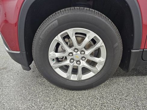 Used 2019 Chevrolet Traverse LT FWD image 10