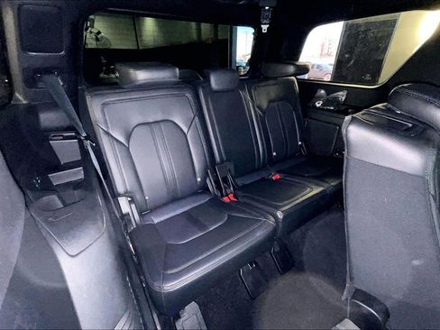 Used 2019 Ford Expedition Limited w/ Equipment Group 301A image 39
