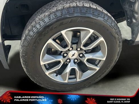 Certified 2025 Chevrolet Silverado 1500 RST AWD/4WD image 34