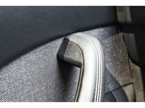 Used 2022 Tesla Model S AWD/4WD image 20