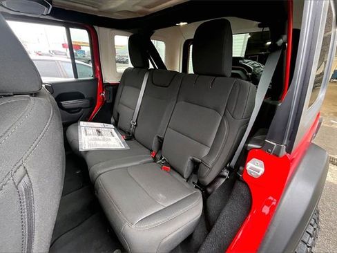 Used 2021 Jeep Wrangler Unlimited Willys image 27