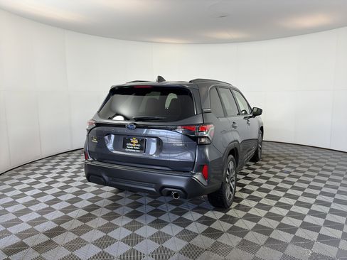 Used 2025 Subaru Forester Touring image 10