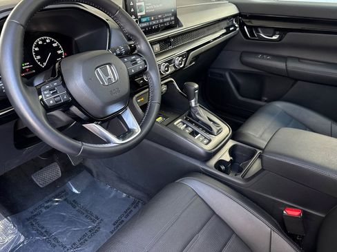 Used 2025 Honda CR-V EX-L image 4