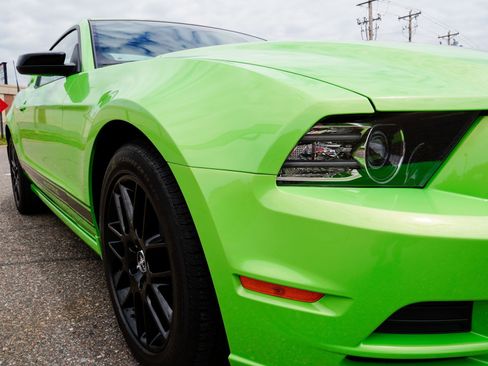 Used 2014 Ford Mustang Coupe w/ FP6 Appearance Package RWD image 31