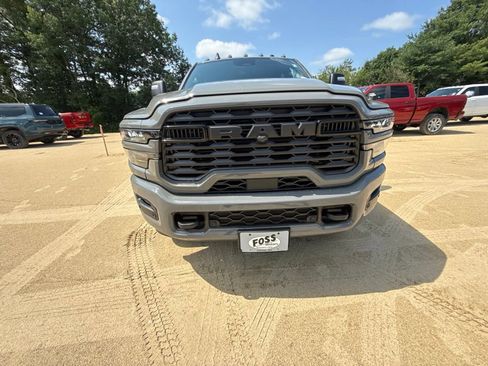 New 2026 RAM 2500 Big Horn AWD/4WD image 8
