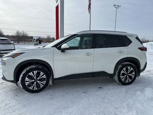 Certified 2023 Nissan Rogue SV w/ SV Premium Package image 4