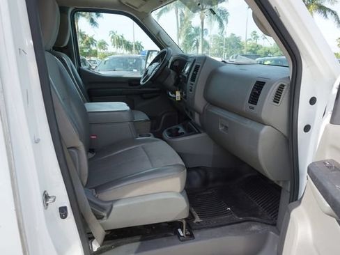 Used 2019 Nissan NV 2500 SV w/ Navigation Package RWD image 3