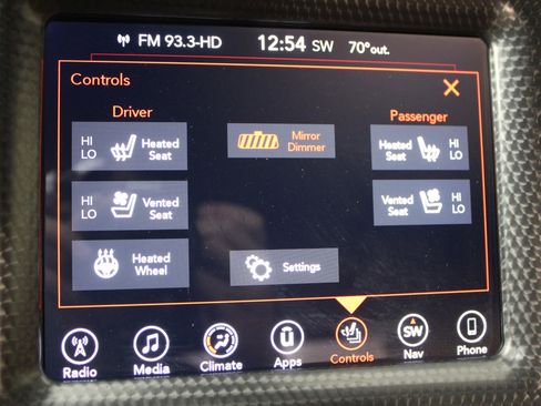 Used 2017 Dodge Challenger SRT Hellcat image 18