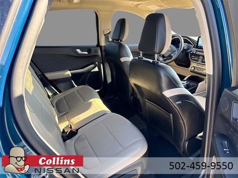 Used 2020 Ford Escape Titanium image 11