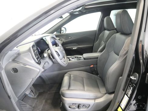 Used 2024 Lexus RX 350 AWD w/ Convenience Package image 15