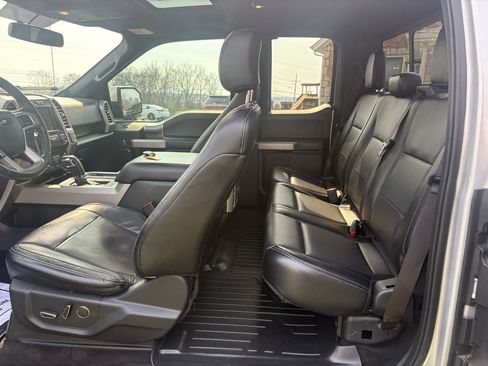 Used 2015 Ford F150 Lariat image 24