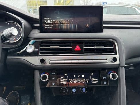 Used 2026 Genesis G70 2.5T image 23