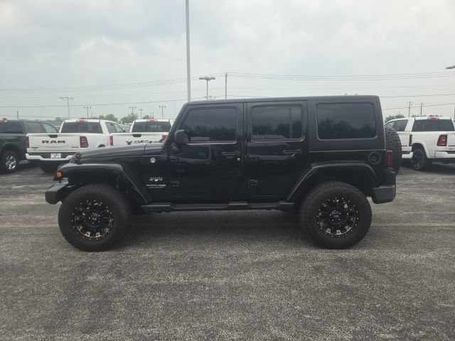 Used 2018 Jeep Wrangler Unlimited Sahara AWD/4WD image 4