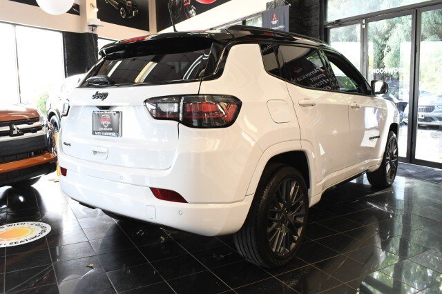 Used 2023 Jeep Compass High Altitude AWD/4WD image 13