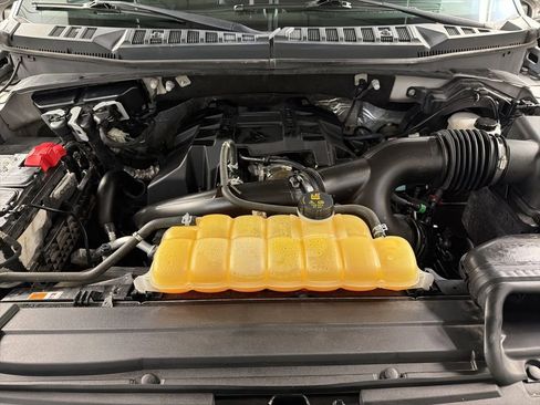 Certified 2018 Ford F150 XLT w/ Equipment Group 302A Luxury AWD/4WD image 39