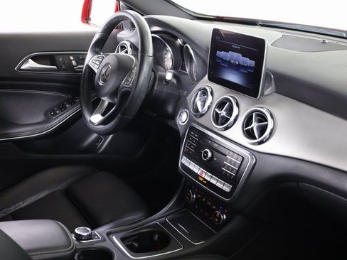 Used 2019 Mercedes-Benz GLA 250 GLA 250 image 46