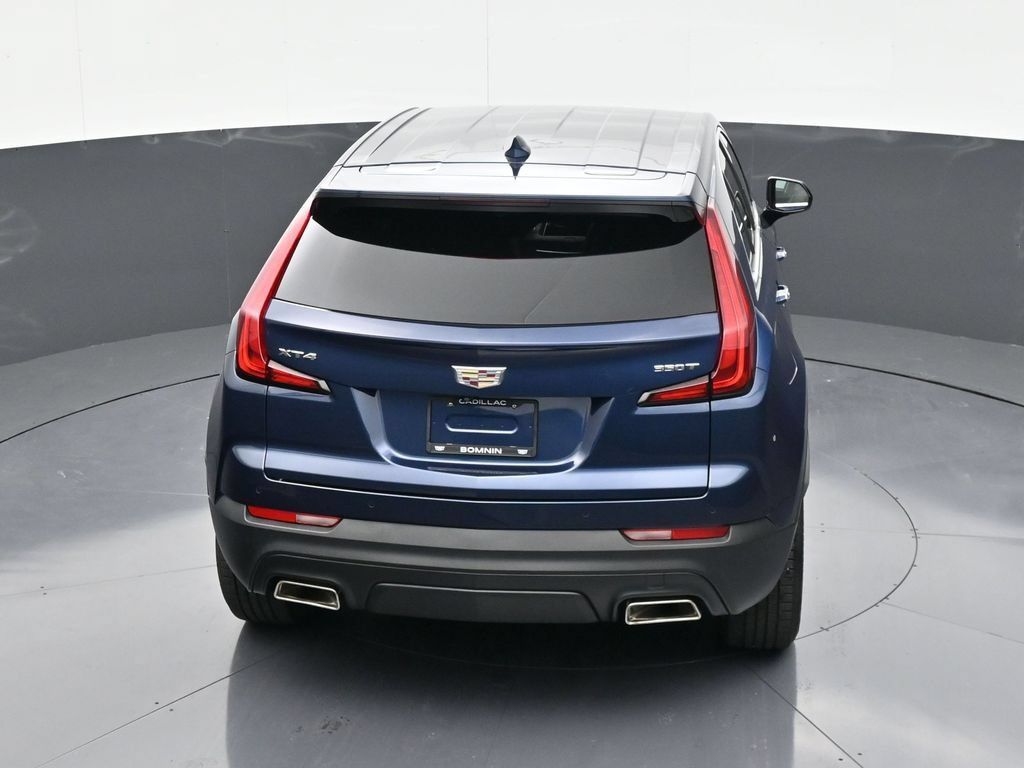Certified 2021 Cadillac XT4 Luxury w/ Driver Awareness Package FWD image 15