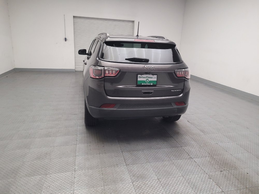 Used 2018 Jeep Compass Sport FWD image 6