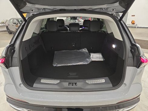 New 2026 Lincoln Nautilus Reserve image 6