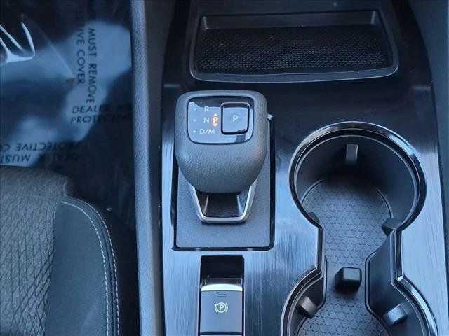 Used 2026 Nissan Rogue SV FWD image 12