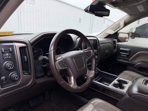 Used 2016 GMC Sierra 1500 Denali w/ Enhanced Driver Alert Package image 10