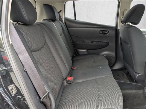 Used 2013 Nissan Leaf S image 17
