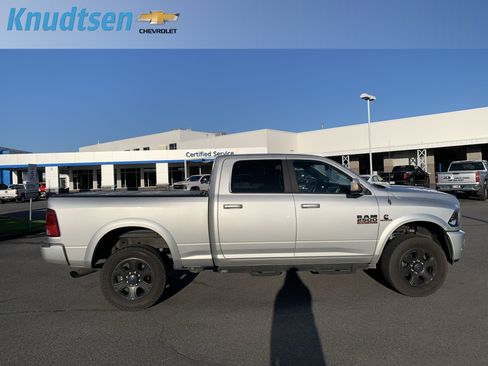 Used 2018 RAM 2500 Big Horn w/ Sport Appearance Group AWD/4WD image 8