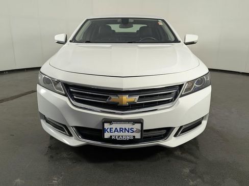 Used 2018 Chevrolet Impala LT FWD image 3