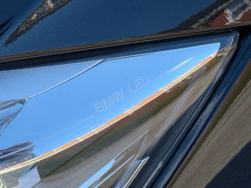 Used 2018 BMW 320i xDrive Sedan w/ Convenience Package image 38