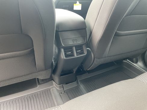 Used 2026 Chevrolet Equinox LT w/ LPO, Floor Liner Package AWD/4WD image 20