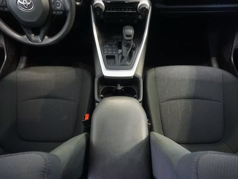 Used 2025 Toyota RAV4 XLE AWD/4WD image 26