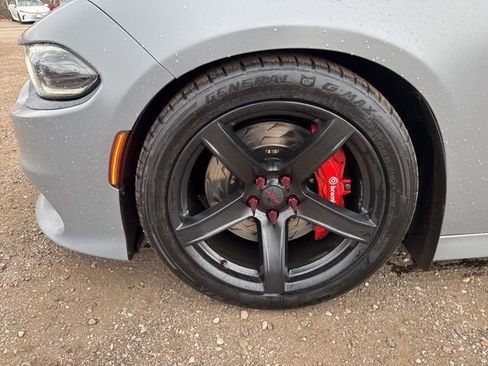 Used 2016 Dodge Charger SRT image 11