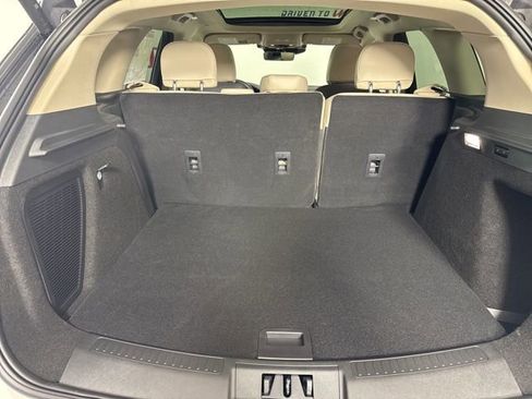 New 2026 Lincoln Corsair Premiere image 24