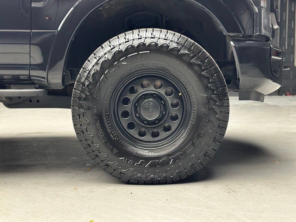 Used 2022 Ford F250 Lariat w/ Tremor Off-Road Package AWD/4WD image 36