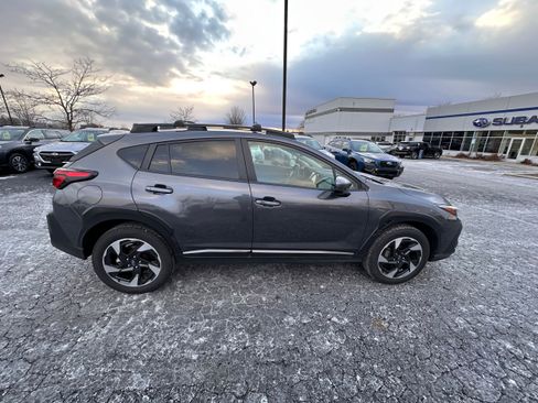 Certified 2024 Subaru Crosstrek 2.5i Limited w/ Crosstrek Mirror Package image 2