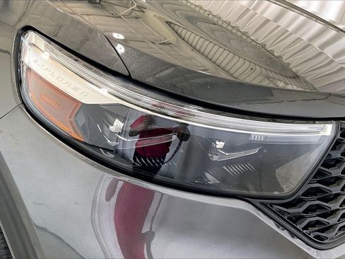 Used 2020 Ford Explorer ST w/ ST Street Pack image 28