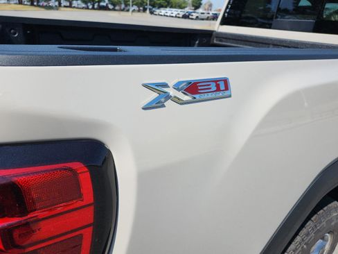 New 2026 GMC Sierra 2500 SLE w/ SLE Value Package; image 5