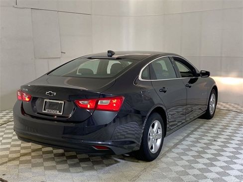 Used 2022 Chevrolet Malibu LS w/ LPO, Convenience Package 1 image 17