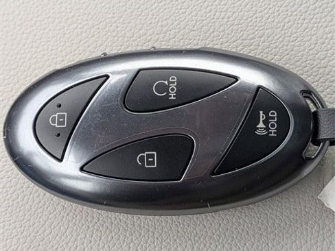 New 2026 Hyundai Tucson Limited image 28