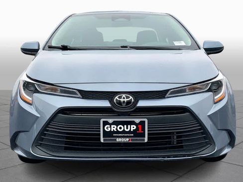 Used 2024 Toyota Corolla LE image 4