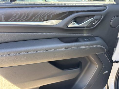 Certified 2022 GMC Yukon Denali image 33