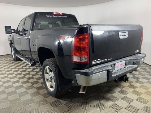 Used 2011 GMC Sierra 2500 SLT w/ SLT Convenience Package image 12
