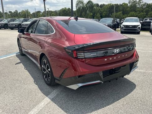 Certified 2024 Hyundai Sonata SEL FWD image 8