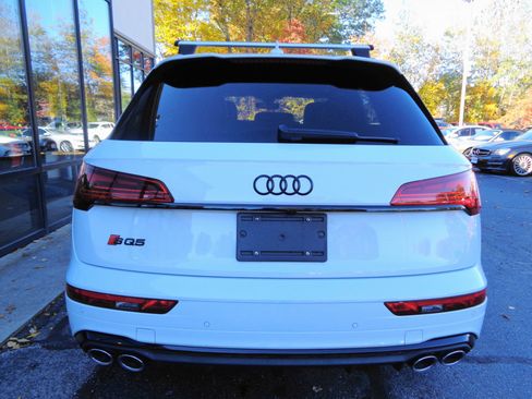 Used 2023 Audi SQ5 Premium Plus w/ Premium Plus Package image 6