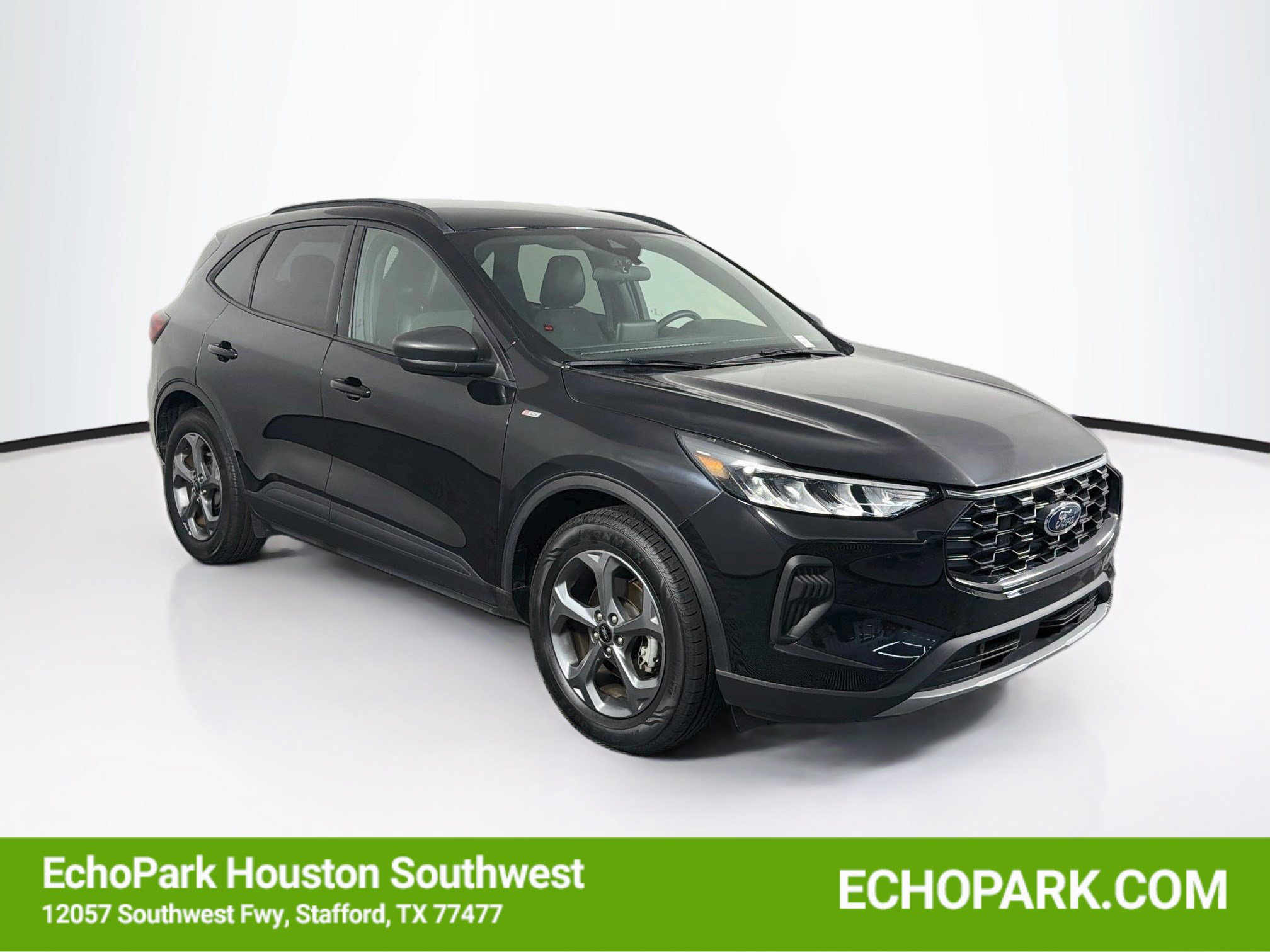 Used 2025 Ford Escape ST-Line FWD image 1